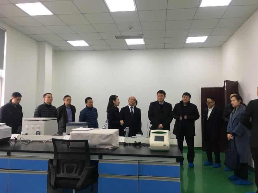 集团党委书记、董事长任丁率队调研 德仁堂控股集团