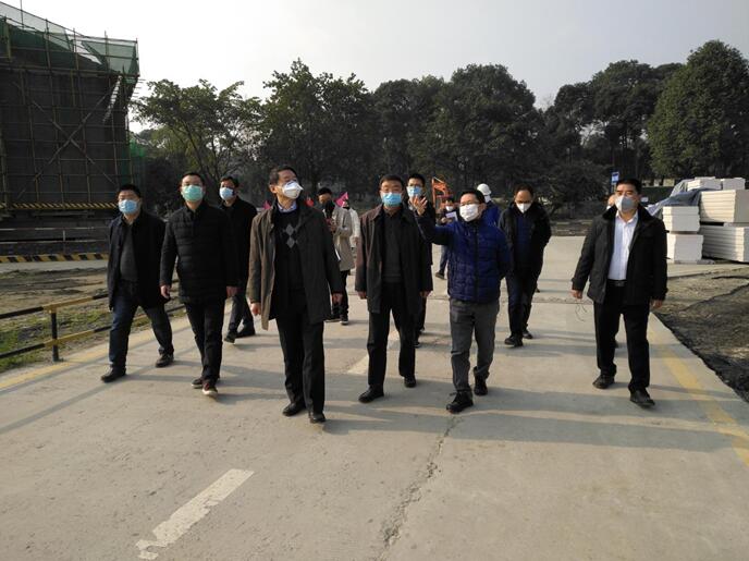 集团党委书记、董事长任丁率队 赴金牛宾馆检查工作