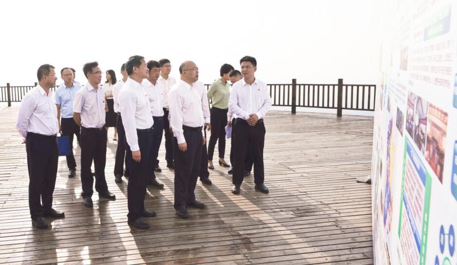 省委常委、组织部长王正谱到四川尊龙凯时集团调研指导工作