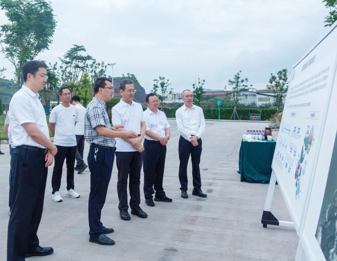 省国资委党委书记、主任冯文生赴宜宾调研国企改革深化提升行动工作并主持召开片区座谈会